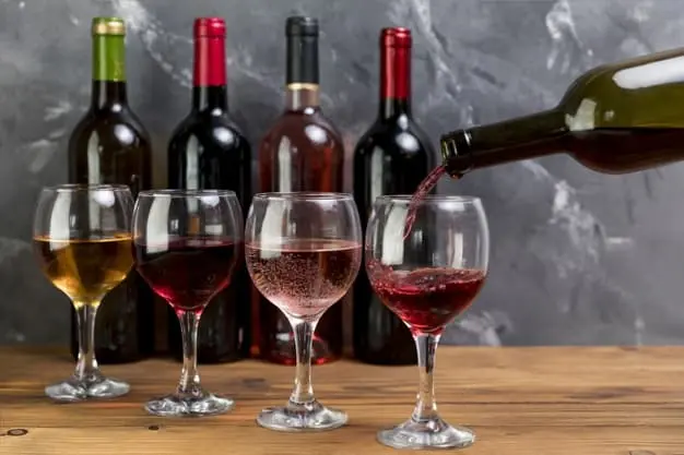 tipos de vino en copas