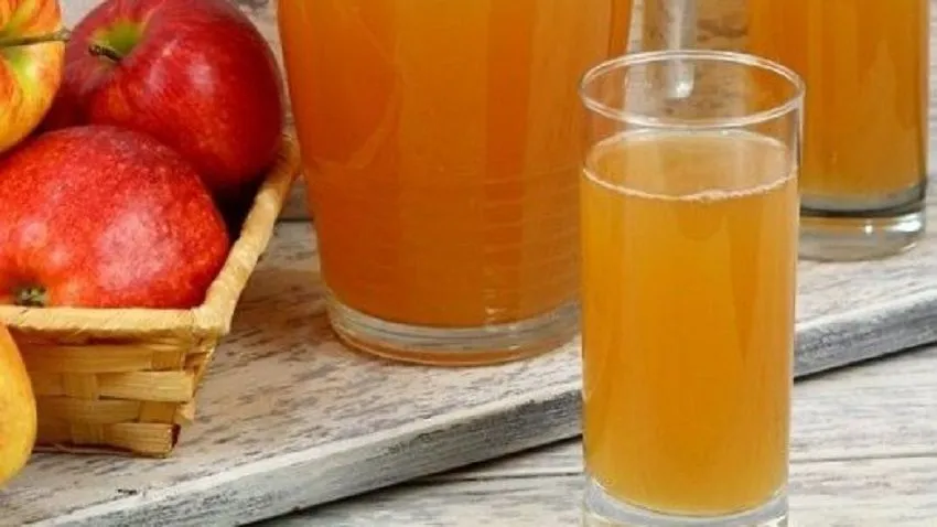 Chicha de manzana fermentada