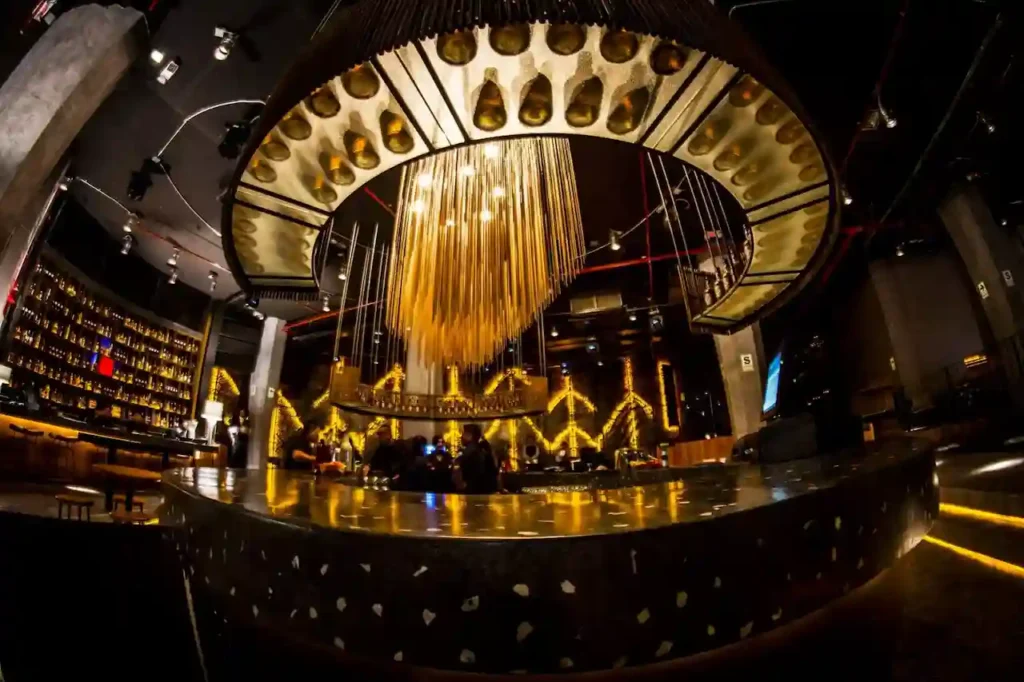 Lima bar