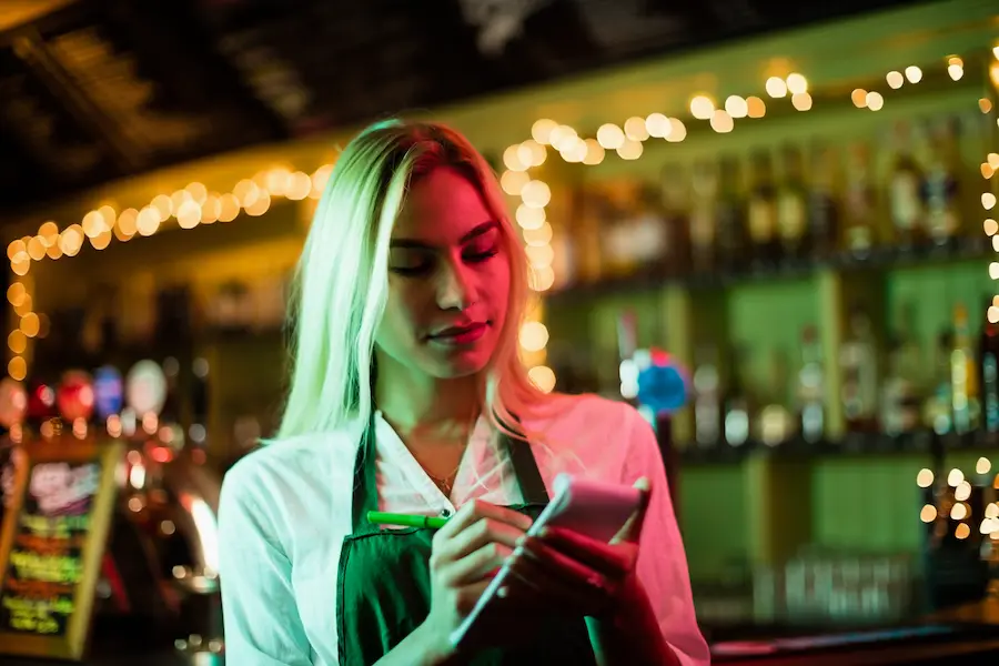 Finanzas, inversión y viabilidad de un negocio de discoteca