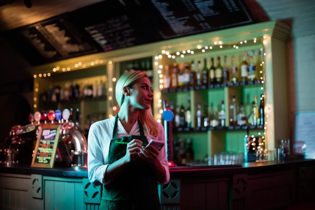 Qué se necesita para abrir un negocio de discoteca