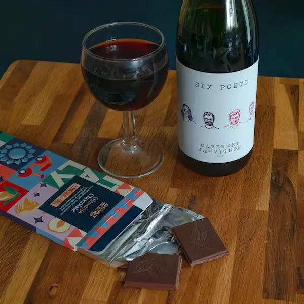 Chocolate amargo o negro y vinos generosos