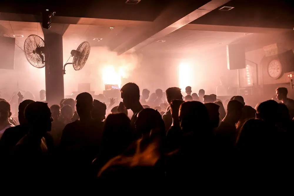 Errores que debes evitar en tu rutina de cuidado personal para salir de fiesta